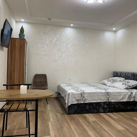 Apartments Of Lesya Ukrainka St. 25 Leopoli Esterno foto